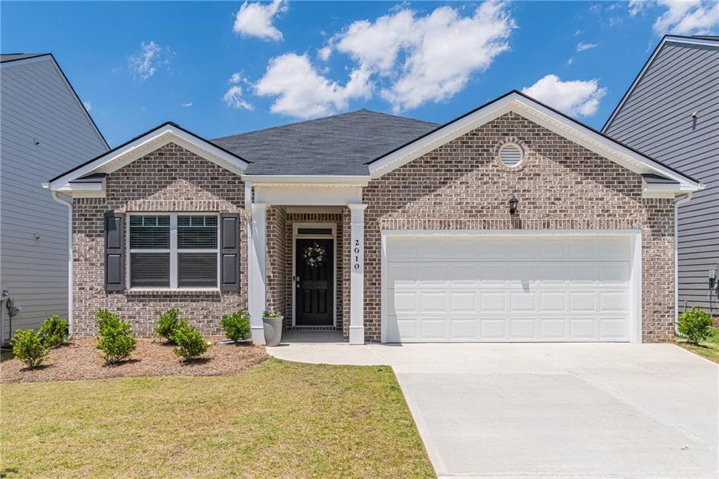 3 bedroom, 2 bathroom, 1,697 sq ft single family residence sold at 2010 Vidalia Court, Dacula, GA 30019