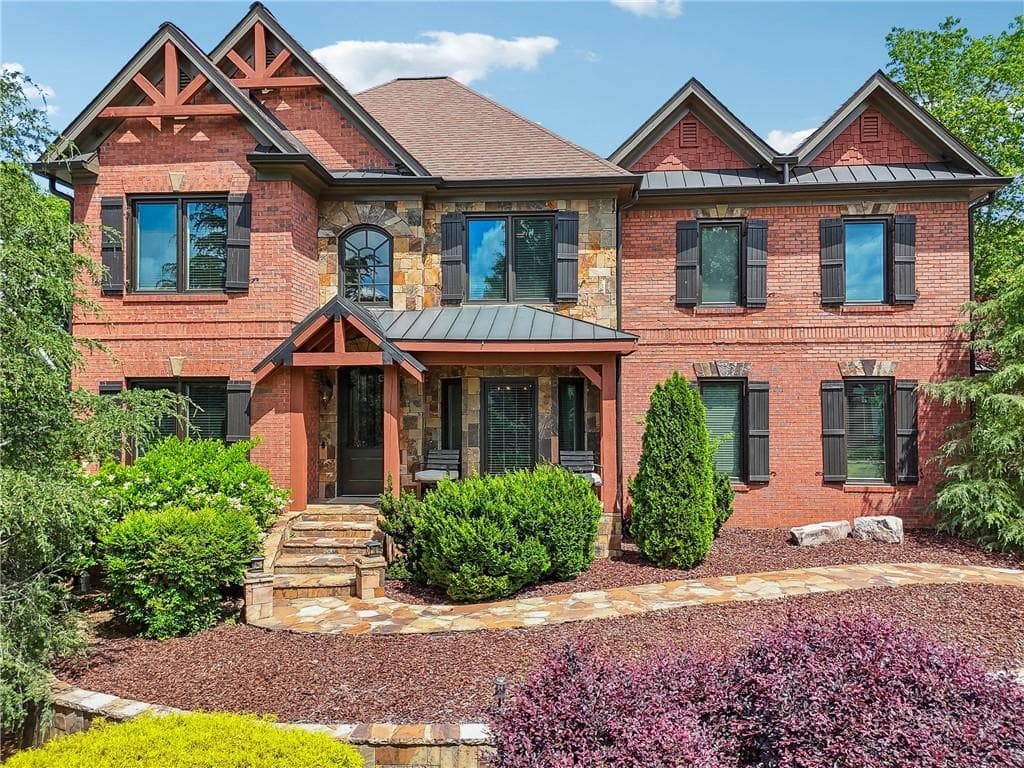 5 bedroom, 4 bathroom, 3,549 sq ft single family residence sold at 3282 Green Farm Trail, Dacula, GA 30019
