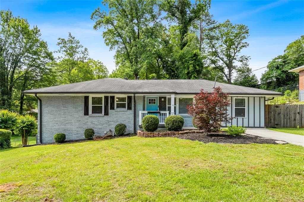 5 bedroom, 3 bathroom, 2,200 sq ft single family residence sold at 3153 Bonway Drive, Decatur, GA 30032