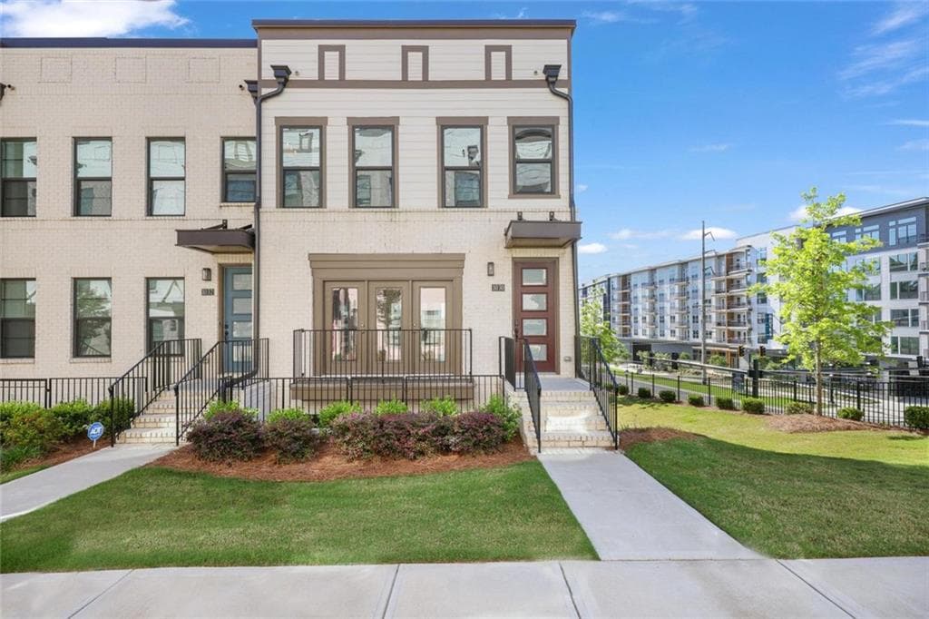 3 bedroom, 5 bathroom, 2,300 sq ft townhouse sold at 1030 Burnside Place, Atlanta, GA 30318