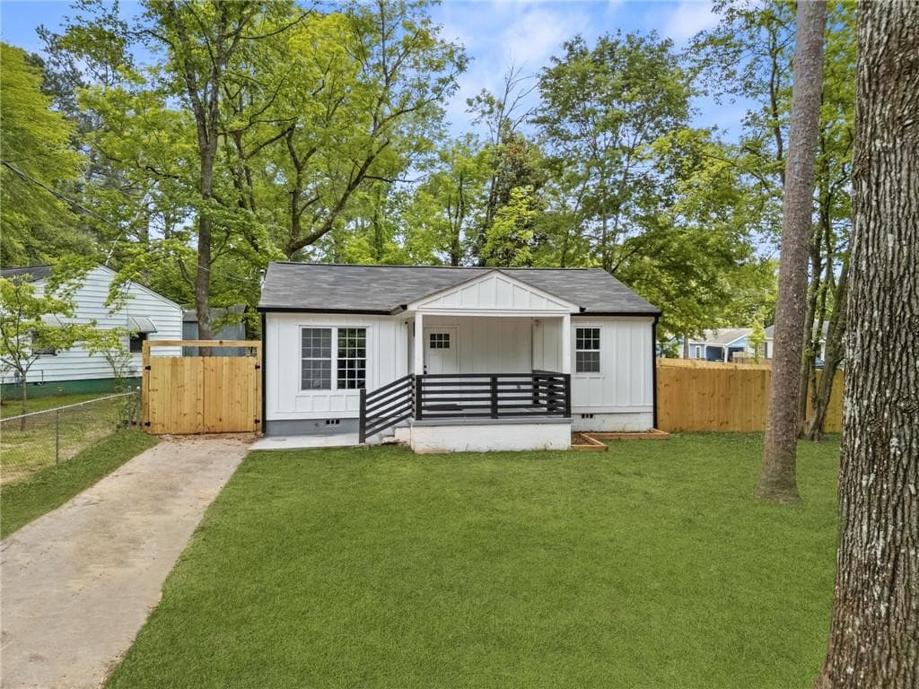 4103 Brenda Drive, Decatur, GA 30035 — most recent listing photo