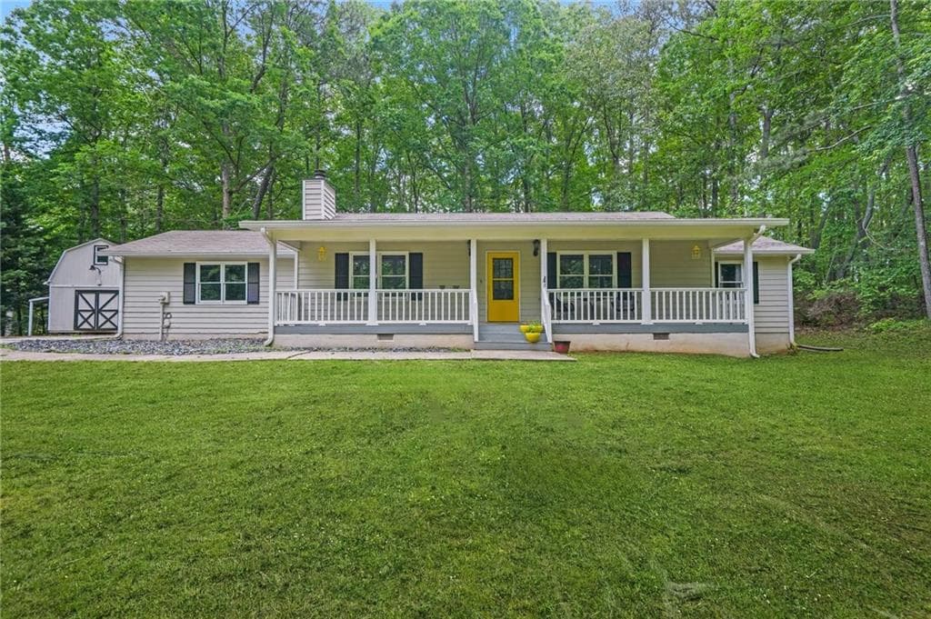 3 bedroom, 2 bathroom single family residence sold at 9955 Rivertown Road, Fairburn, GA 30213