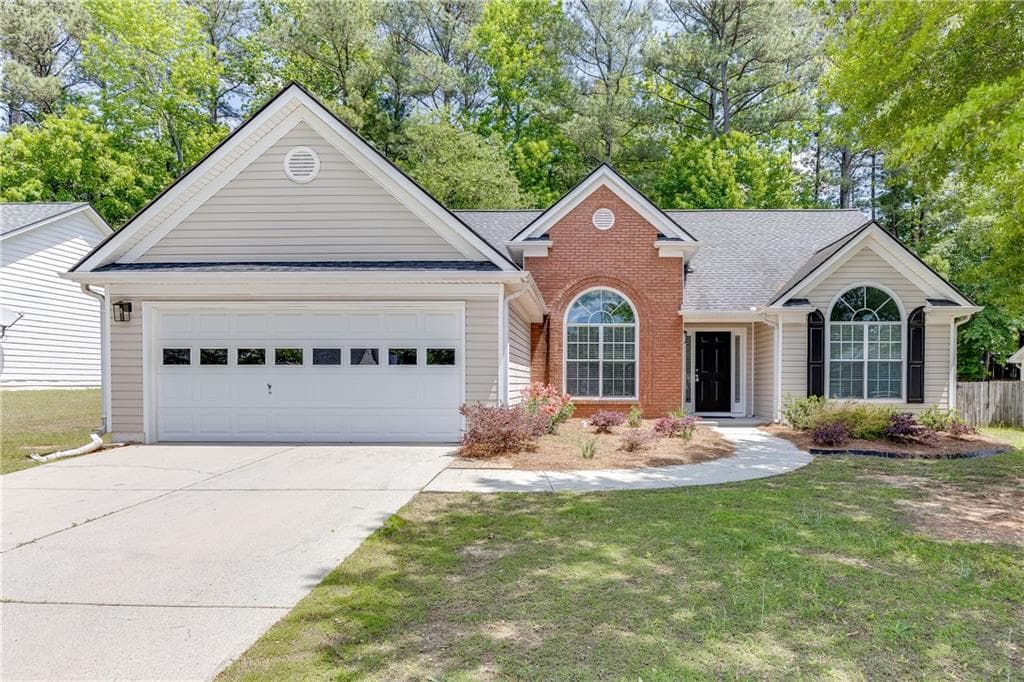 3 bedroom, 2 bathroom single family residence sold at 2175 Charleston Oak Circle, Lawrenceville, GA 30043