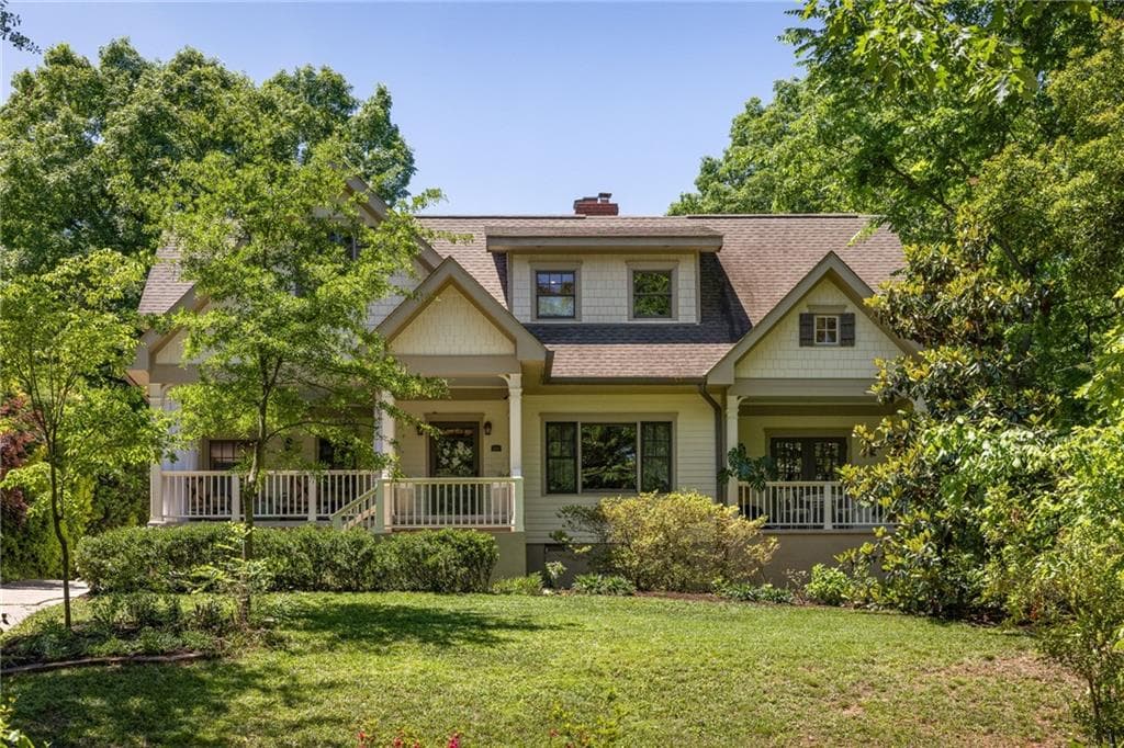 5 bedroom, 4 bathroom single family residence sold at 164 Ridley Circle, Decatur, GA 30030