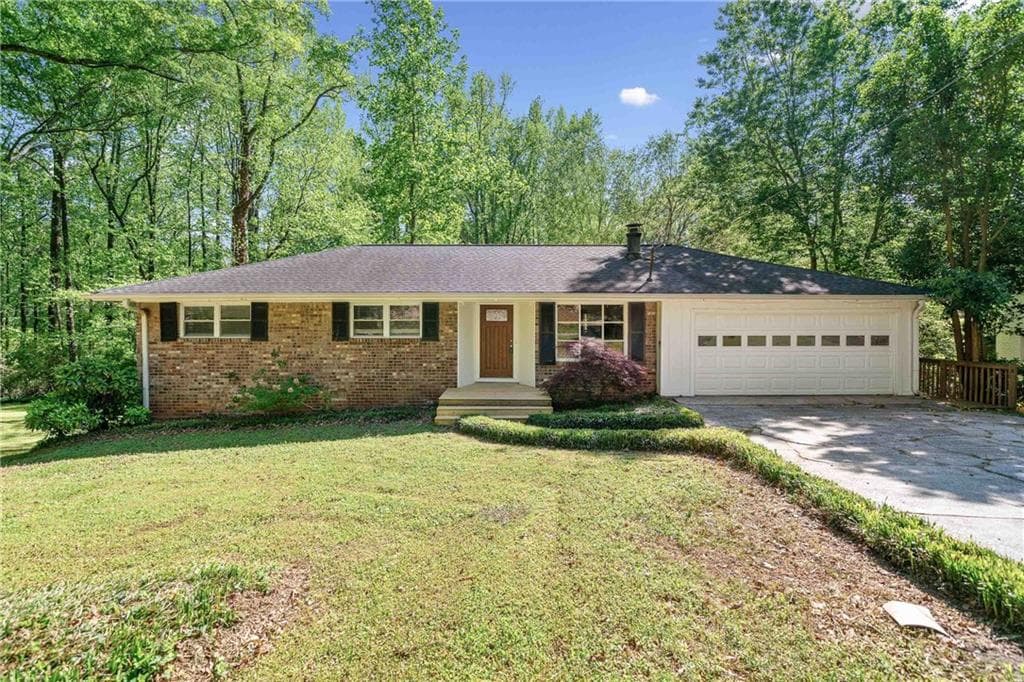 4 bedroom, 3 bathroom single family residence sold at 1131 Mayfield Drive, Decatur, GA 30033