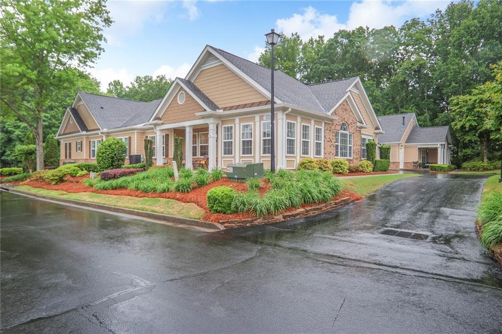 2595 Grapevine Circle, Cumming, GA 30041 — most recent listing photo