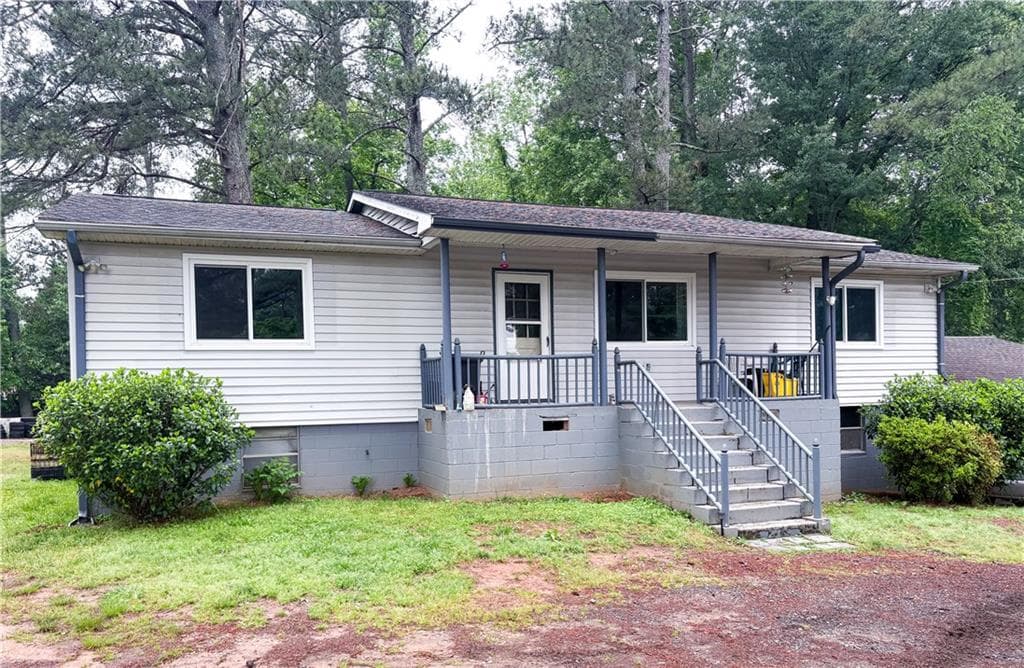 3 bedroom, 3 bathroom single family residence sold at 3510 Holbrook Campground Road, Alpharetta, GA 30004