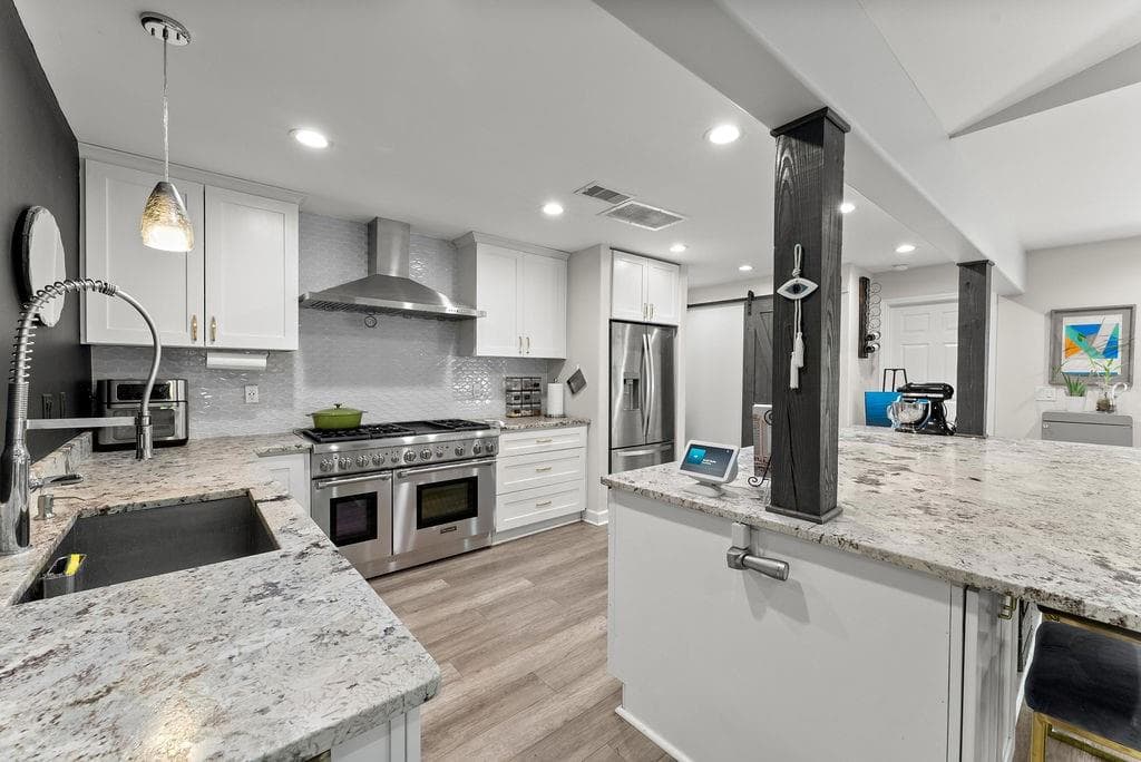 10070 Timberstone Road, Johns Creek, GA 30022 — most recent listing photo