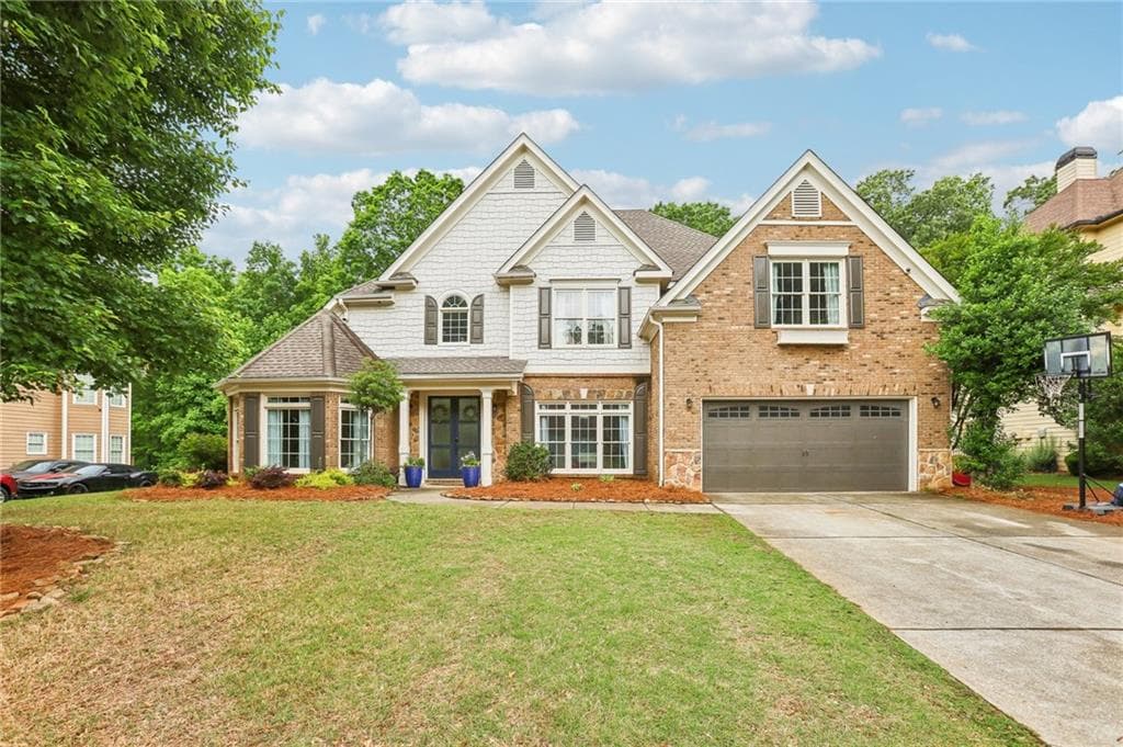 5 bedroom, 3 bathroom single family residence sold at 3874 Lost Oak Drive, Buford, GA 30519