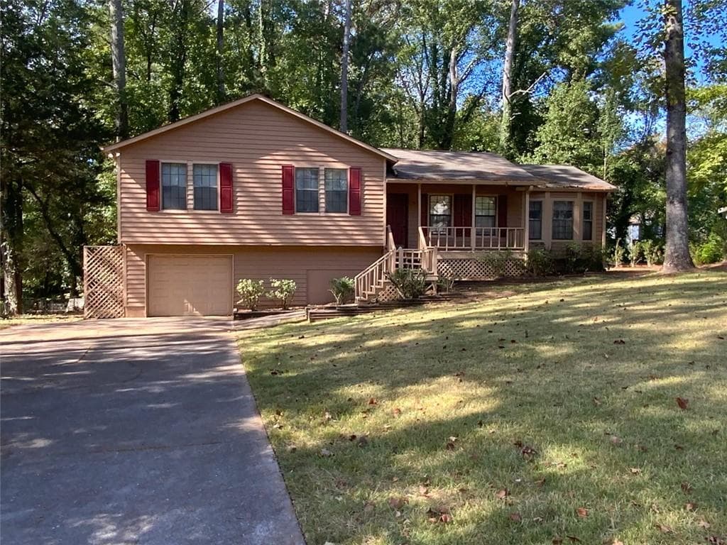 4865 SURREY Drive, Roswell, GA 30075 — most recent listing photo
