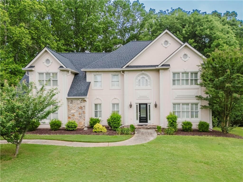 6 bedroom, 5 bathroom, 4,997 sq ft single family residence for sale at 2552 Berwick Walk, Snellville, GA 30078