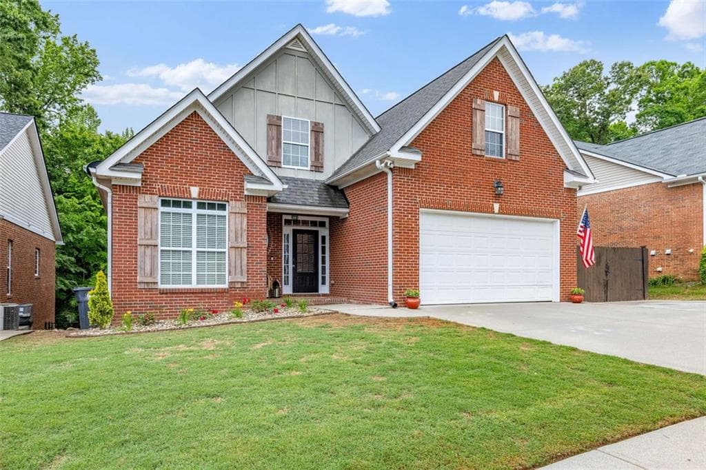 5 bedroom, 4 bathroom single family residence sold at 930 Brenau Point Drive, Gainesville, GA 30501
