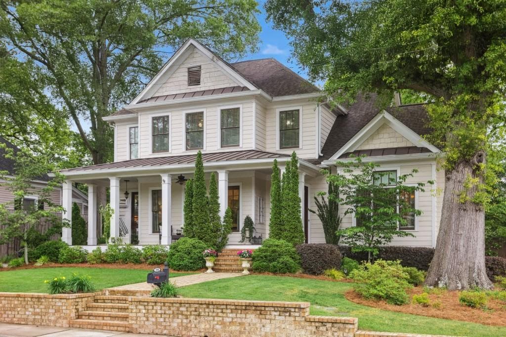 4 bedroom, 4 bathroom, 3,747 sq ft single family residence sold at 194 Locust Street, Marietta, GA 30064