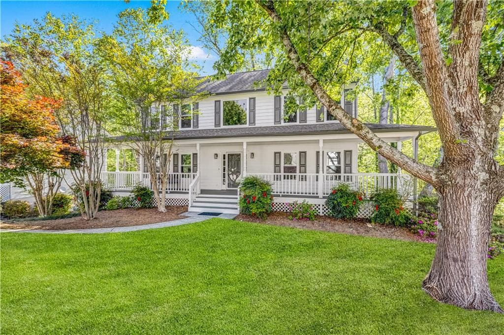 4 bedroom, 4 bathroom, 2,560 sq ft single family residence sold at 4027 Mount Vernon Drive, Woodstock, GA 30189