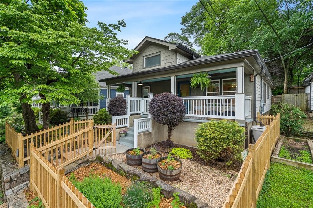 3 bedroom, 2 bathroom single family residence sold at 1063 Manigault Street, Atlanta, GA 30316