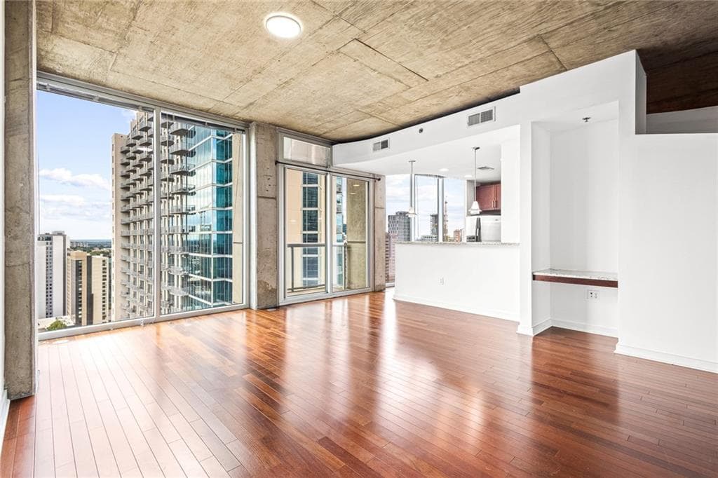 1 bedroom, 1 bathroom, 802 sq ft condominium sold at 855 Peachtree Street 2001, Atlanta, GA 30308
