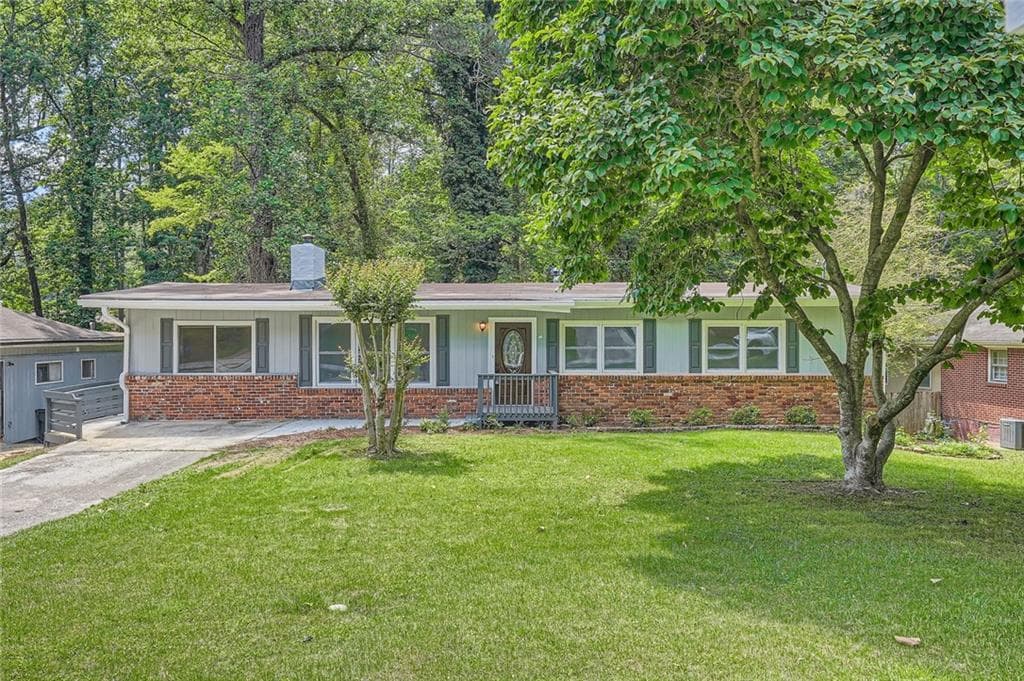 3 bedroom, 2 bathroom single family residence sold at 2648 Woodacres Road, Atlanta, GA 30345