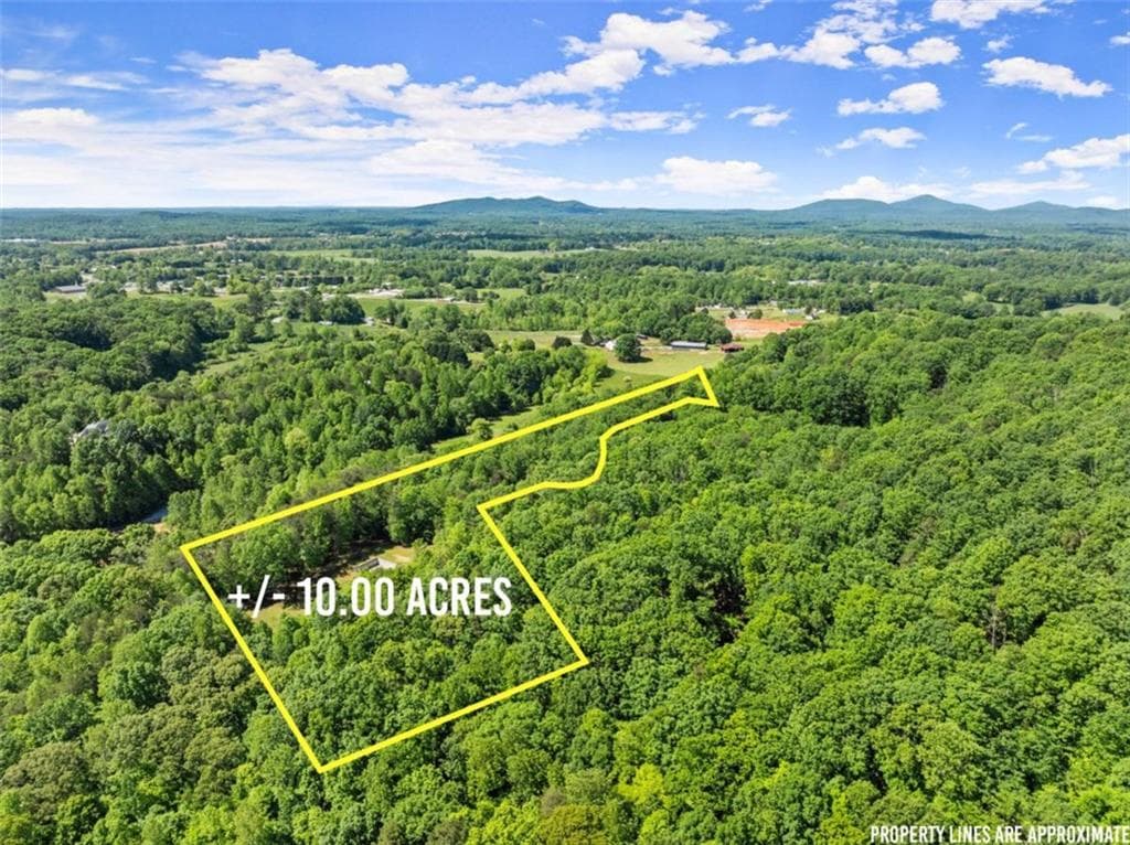 single family residence sold at 238 Ostrich Drive, Cleveland, GA 30528