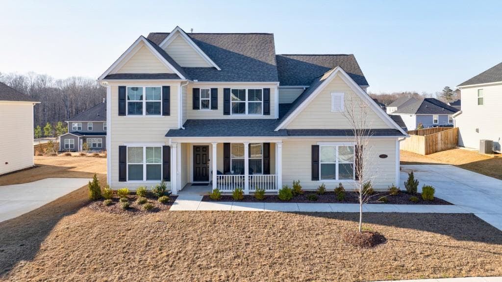 807 Parker Pass, Peachtree City, GA 30269 — most recent listing photo