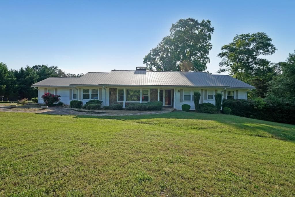 4 bedroom, 3 bathroom, 2,500 sq ft single family residence sold at 1001 Wiley Bridge Road, Woodstock, GA 30188