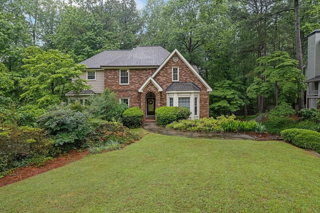 4 bedroom, 4 bathroom, 2,903 sq ft single family residence sold at 842 Laurel Crest Court, Marietta, GA 30064