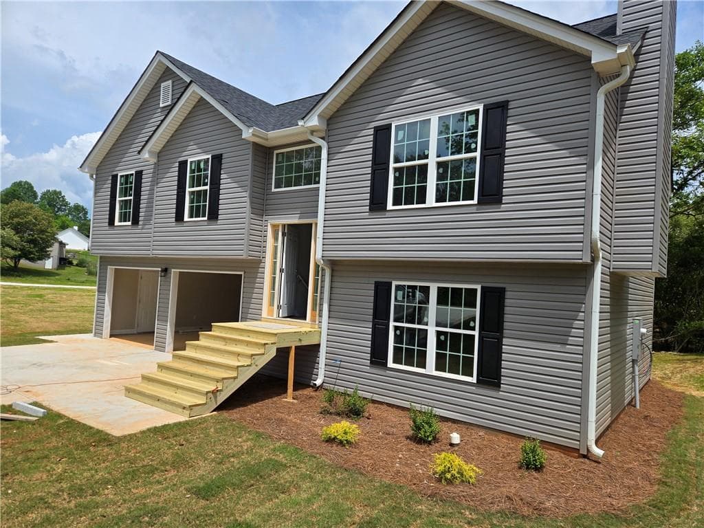 3 bedroom, 2 bathroom single family residence sold at 123 Quail View Ridge, Cleveland, GA 30528