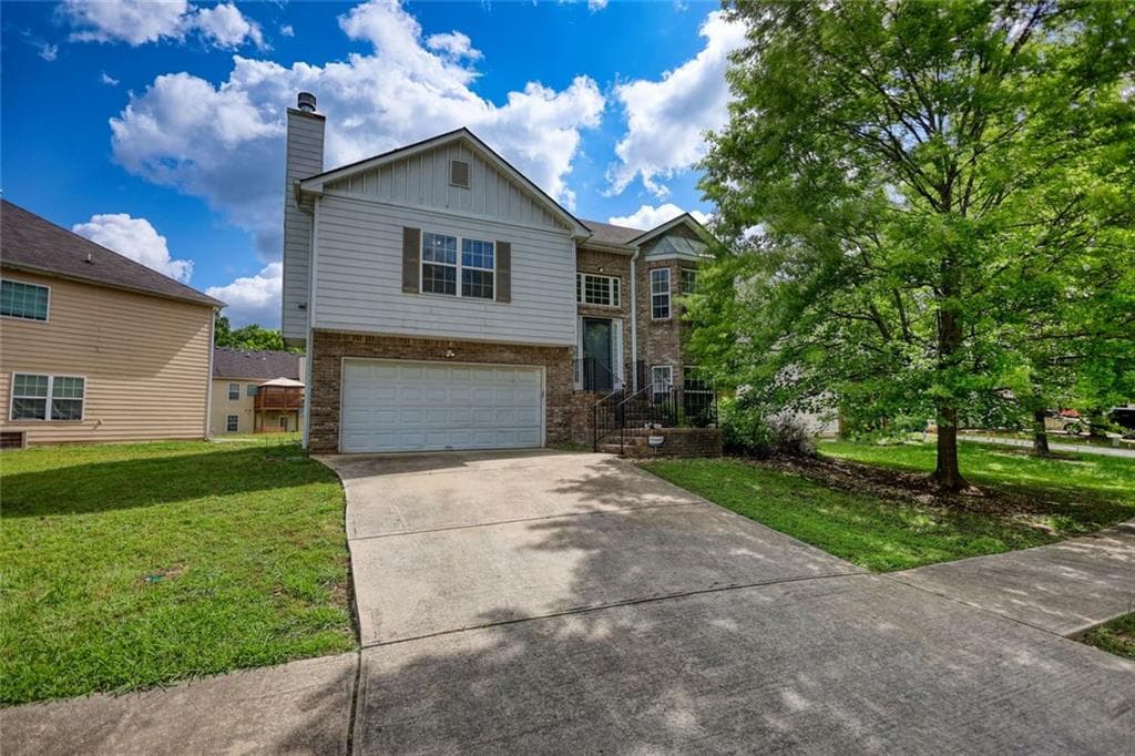 3 bedroom, 3 bathroom single family residence sold at 2000 Redwood Trace, Ellenwood, GA 30294