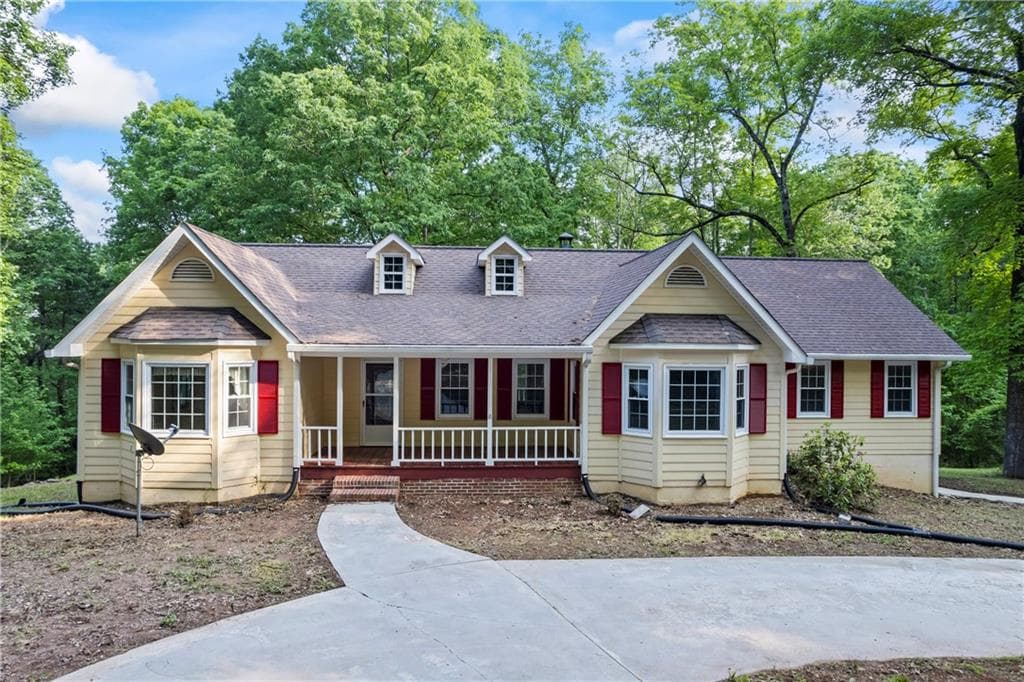 100 Falls Mountain Drive, Dahlonega, GA 30533 — most recent listing photo