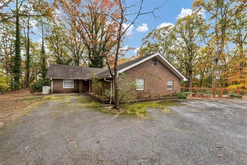 4 bedroom, 3 bathroom, 2,030 sq ft single family residence sold at 2775 Hogan Road, Atlanta, GA 30344