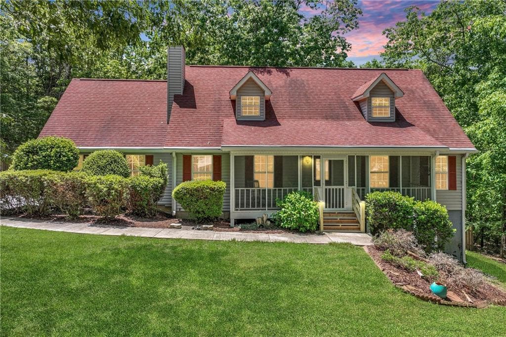 3 bedroom, 3 bathroom, 2,828 sq ft single family residence sold at 3737 James Ed Road, Gainesville, GA 30506