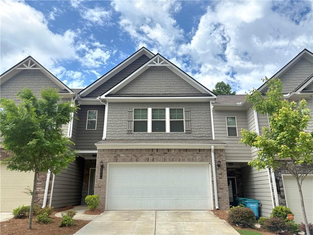 3 bedroom, 3 bathroom townhouse sold at 2264 Shetley Creek Drive, Norcross, GA 30071