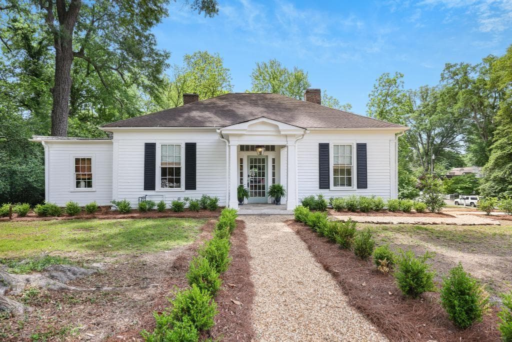 3 bedroom, 3 bathroom, 2,679 sq ft single family residence sold at 95 Whitlock Avenue, Marietta, GA 30064