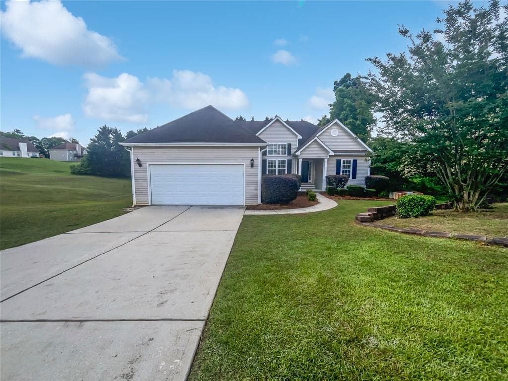 3 bedroom, 3 bathroom single family residence sold at 4335 Northwind Drive, Ellenwood, GA 30294
