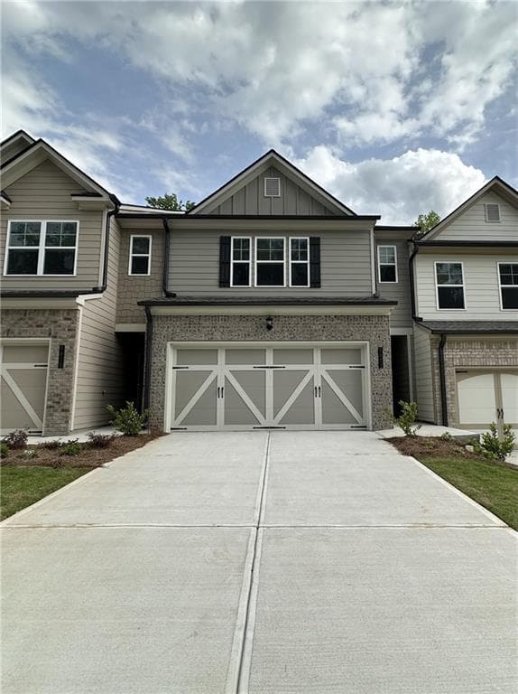 3 bedroom, 3 bathroom townhouse sold at 5623 Chickory Drive 125, Flowery Branch, GA 30542