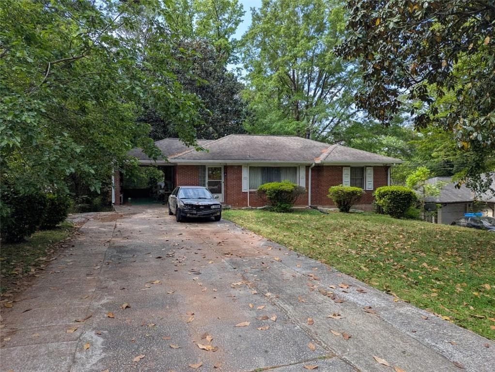 2985 Laguna Drive, Decatur, GA 30032 — most recent listing photo