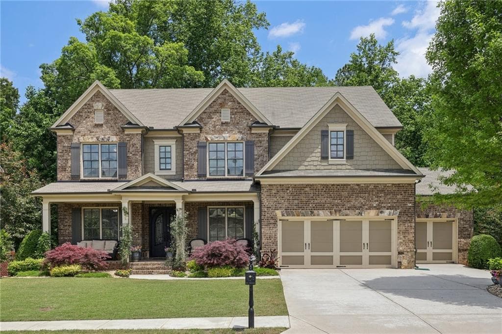 6 bedroom, 6 bathroom single family residence sold at 1136 Garner Creek Drive, Lilburn, GA 30047
