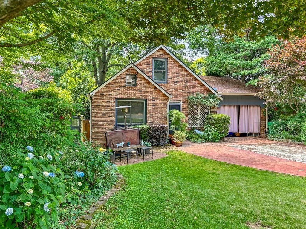 725 Brown Place, Decatur, GA 30030 — most recent listing photo