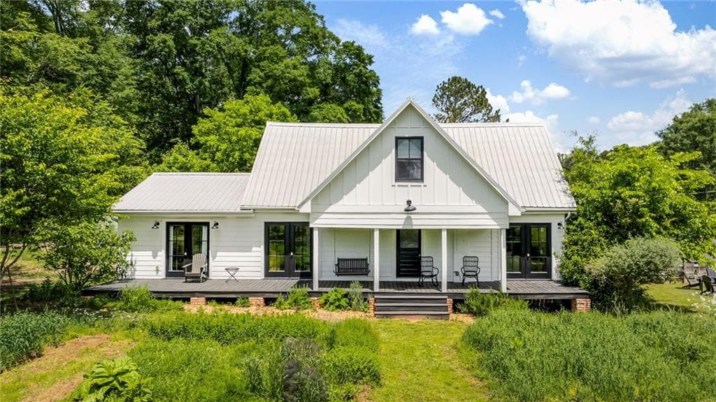 10975 Hutcheson Ferry Road, Chattahoochee Hills, GA 30268 — most recent listing photo
