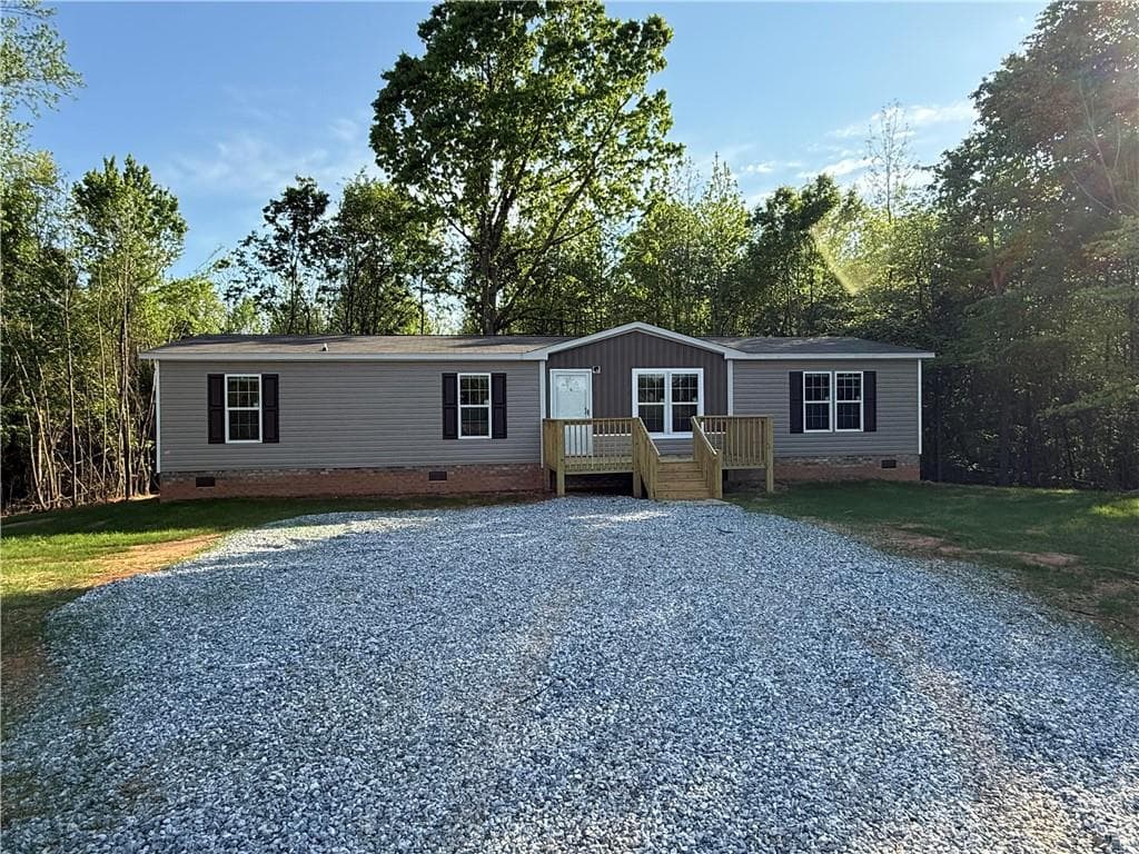 332 Dewaters Road, Commerce, GA 30529 — most recent listing photo