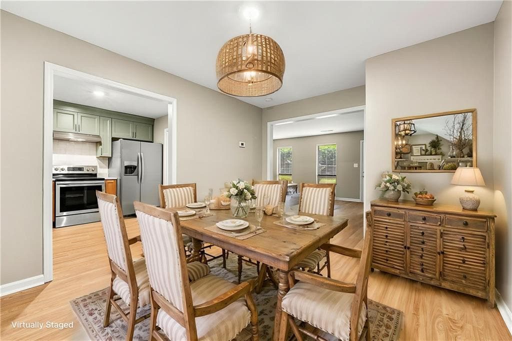 2 bedroom, 3 bathroom townhouse sold at 2300 Newport Landing, Alpharetta, GA 30009