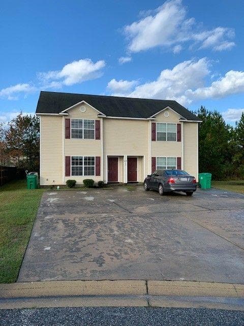 duplex sold at 1700 ALMOND TREE Place, Valdosta, GA 31602