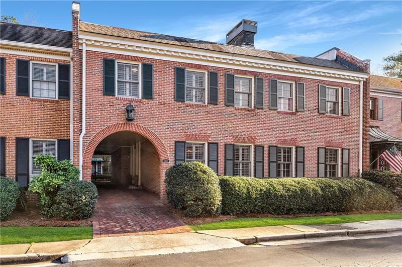 3456 Paces Place, Atlanta, GA 30327 — most recent listing photo