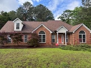 4 bedroom, 3 bathroom single family residence sold at 300 Gaelic Way, Tyrone, GA 30290