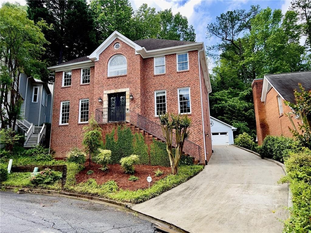5 bedroom, 5 bathroom single family residence for rent at 2134 Briarlake Trace, Atlanta, GA 30345 for $4,000 a month — photo 2