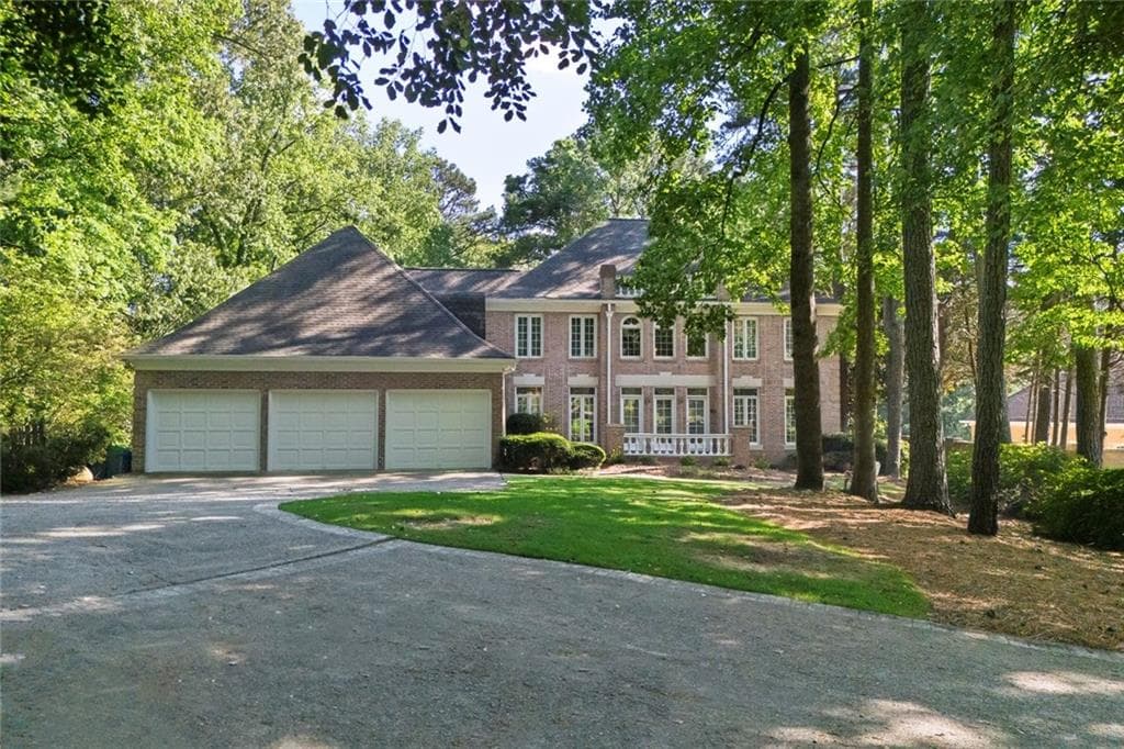 5 bedroom, 5 bathroom, 5,854 sq ft single family residence sold at 181 Sentinel Place, Marietta, GA 30067