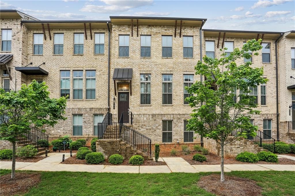 631 Avondale Creek Drive, Decatur, GA 30032 — most recent listing photo
