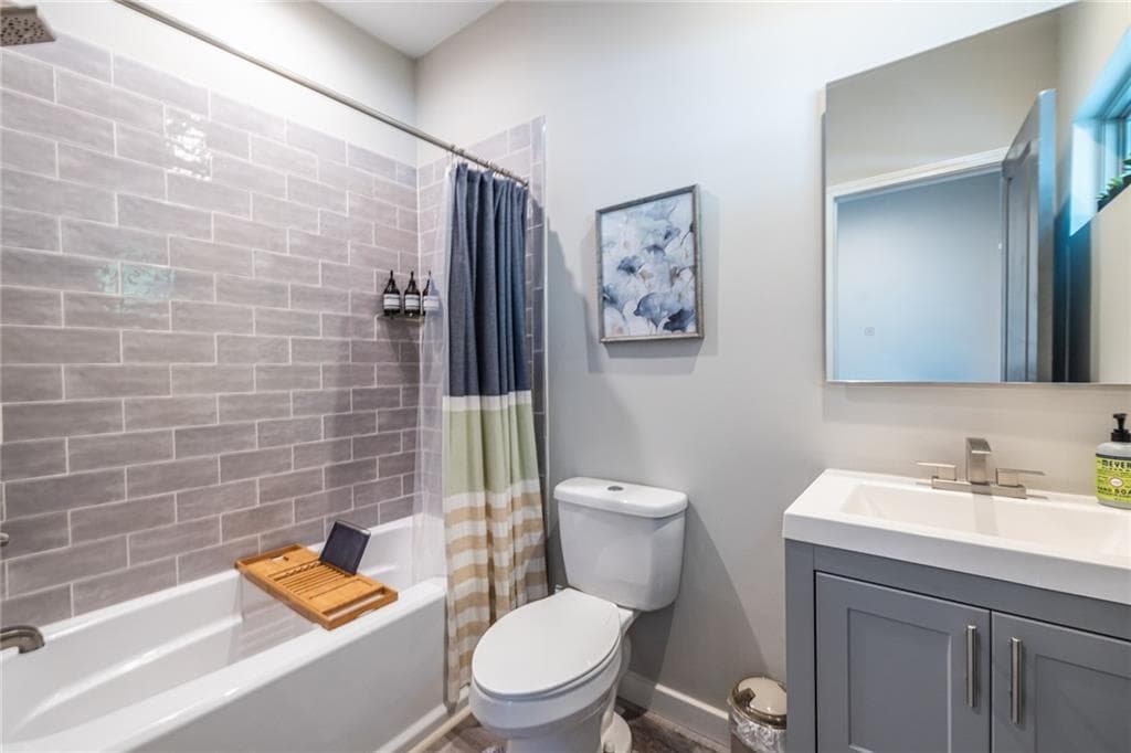 4 bedroom, 3 bathroom single family residence for rent at 1450 May Avenue, Atlanta, GA 30316 for $4,200 a month — photo 10