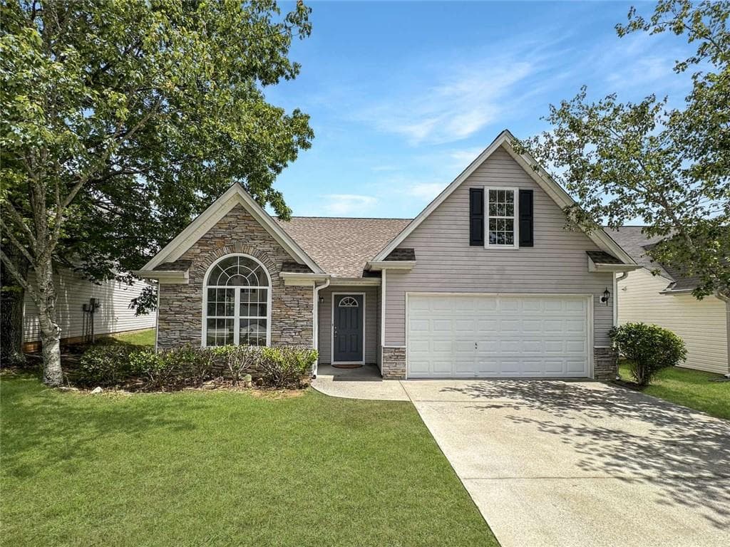 4 bedroom, 3 bathroom single family residence sold at 2628 Downingwood Lane, Grayson, GA 30017