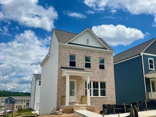 4 bedroom, 4 bathroom, 2,129 sq ft single family residence sold at 2733 Creek View Terrace, Atlanta, GA 30318