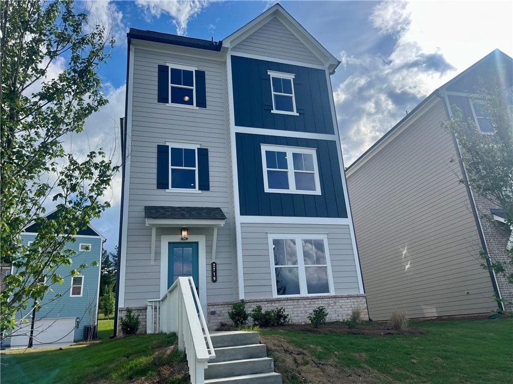 4 bedroom, 4 bathroom, 2,445 sq ft single family residence sold at 2719 Stream Valley Lane NW Circle, Atlanta, GA 30318